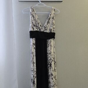 Source Unknown Black and White Maxi Dress